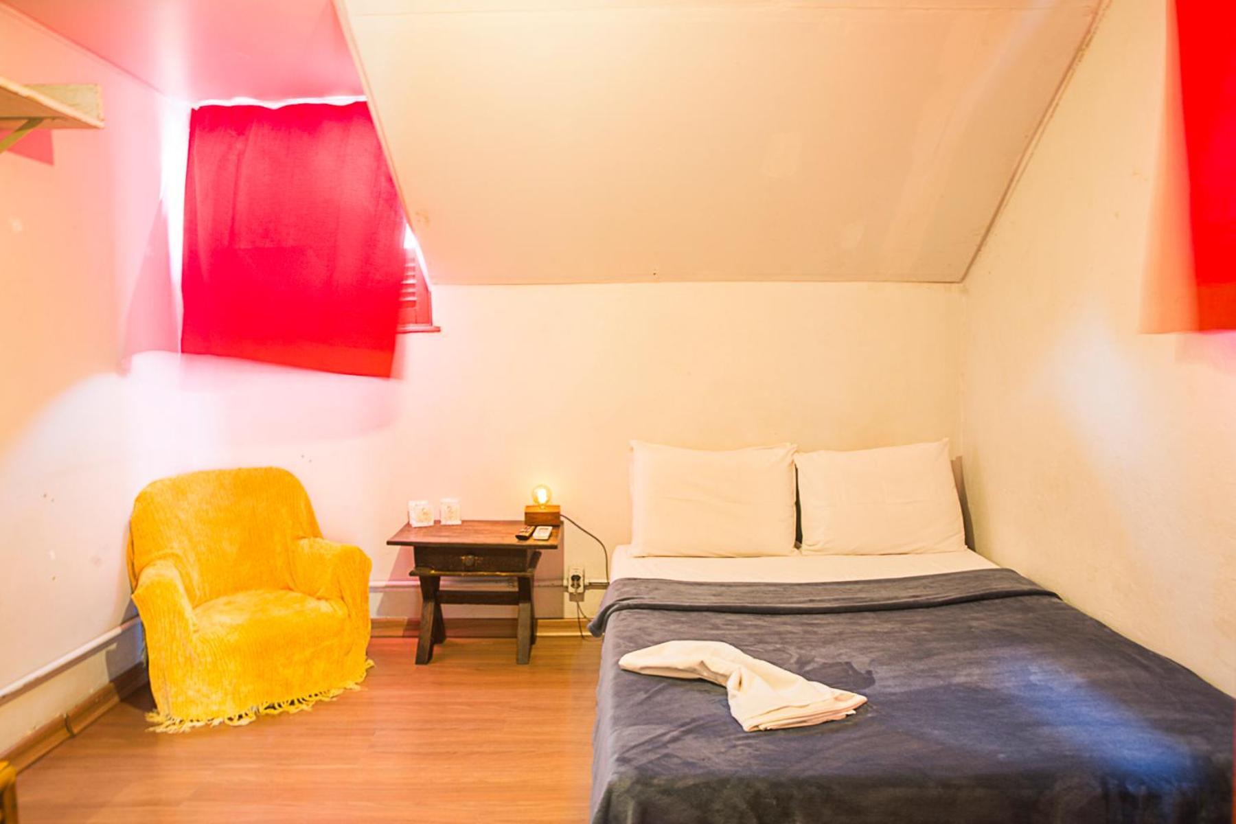 Hostal Mambembe